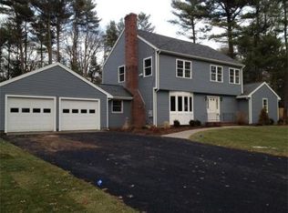 21 Farm Hills Ln, Hingham, MA 02043