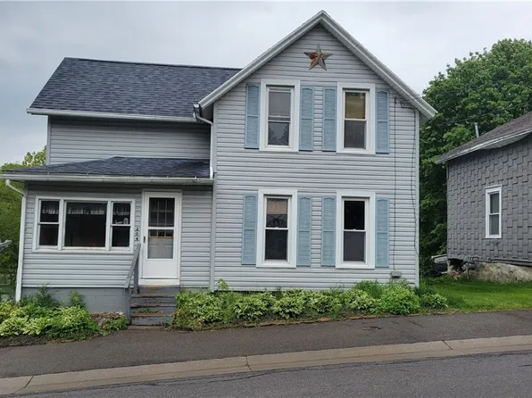 204 N Main St, Silver Springs, NY 14550