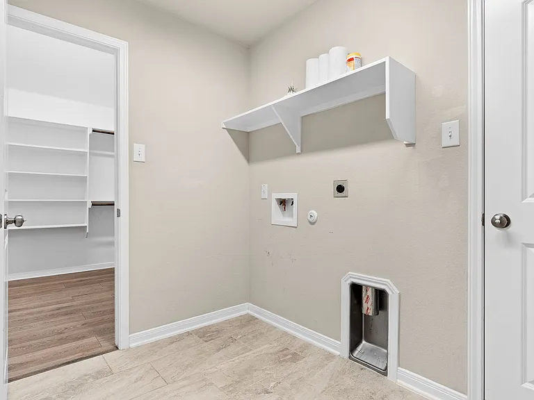 1310 Lilac Ledge Dr — Photo 11
