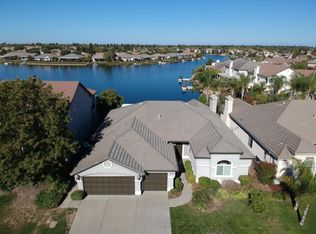 2821 Harbour View Ln, Elk Grove, CA 95758