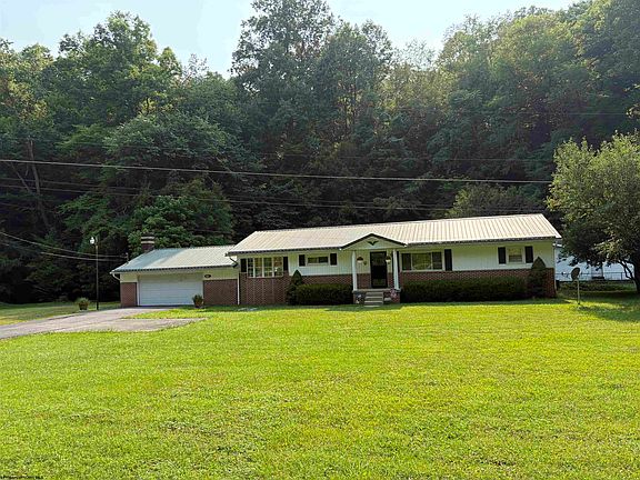 3rd image of 1726 Flaggy Meadow Rd
