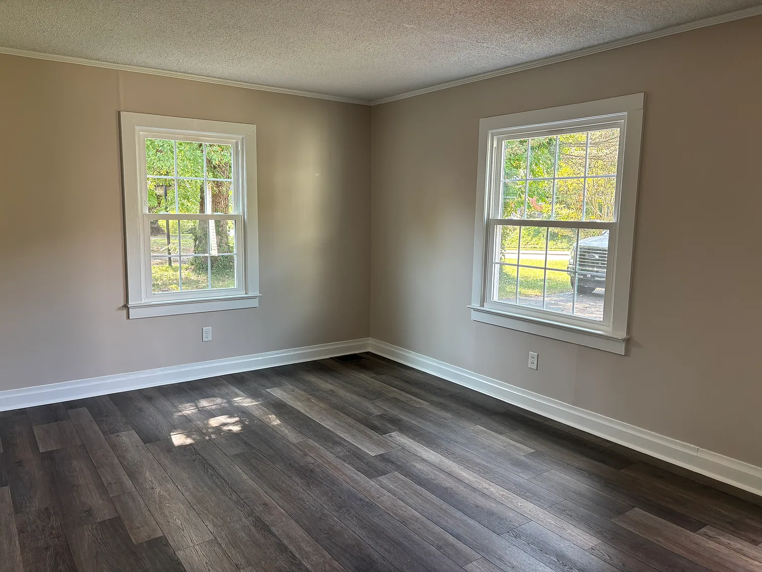 3 bed, 1140 sqft, $1,800 — Photo 4