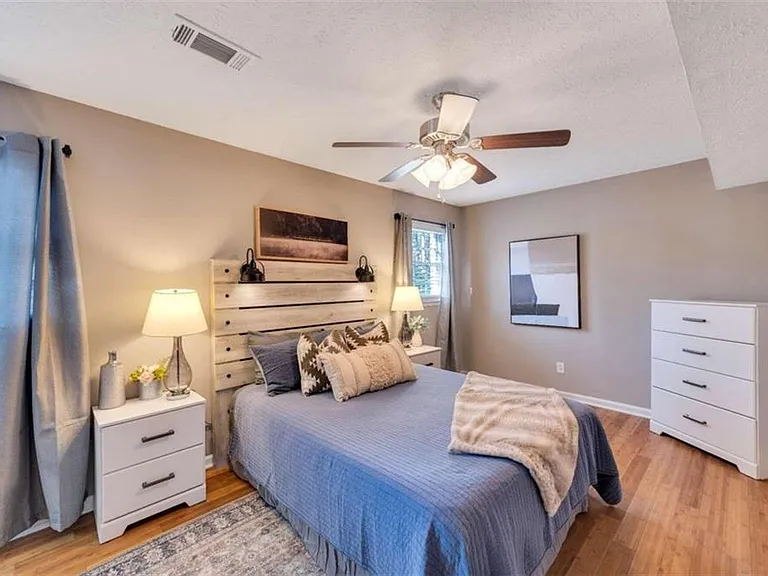 5005 Maryland Dr NW — Photo 21