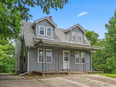 5040 Newton St, Overland Park, KS, 66202