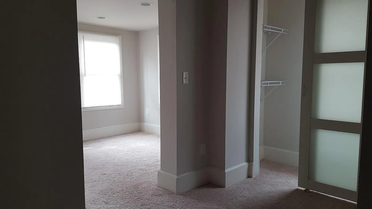 1 bed, 850 sqft, $1,250 — Photo 3