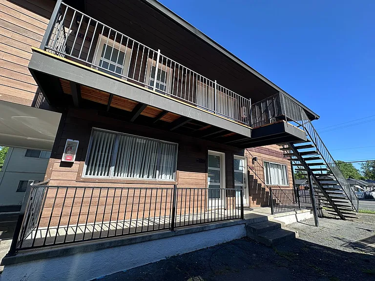 2166 Placer St — Photo 1