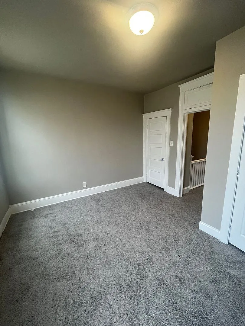 Charming 3BR/1BA Home Near Pimlico Racecourse Ideal for Young Professionals & Growing Families — Photo 1