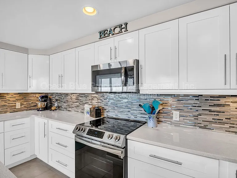 223 Island Way #7F — Photo 11
