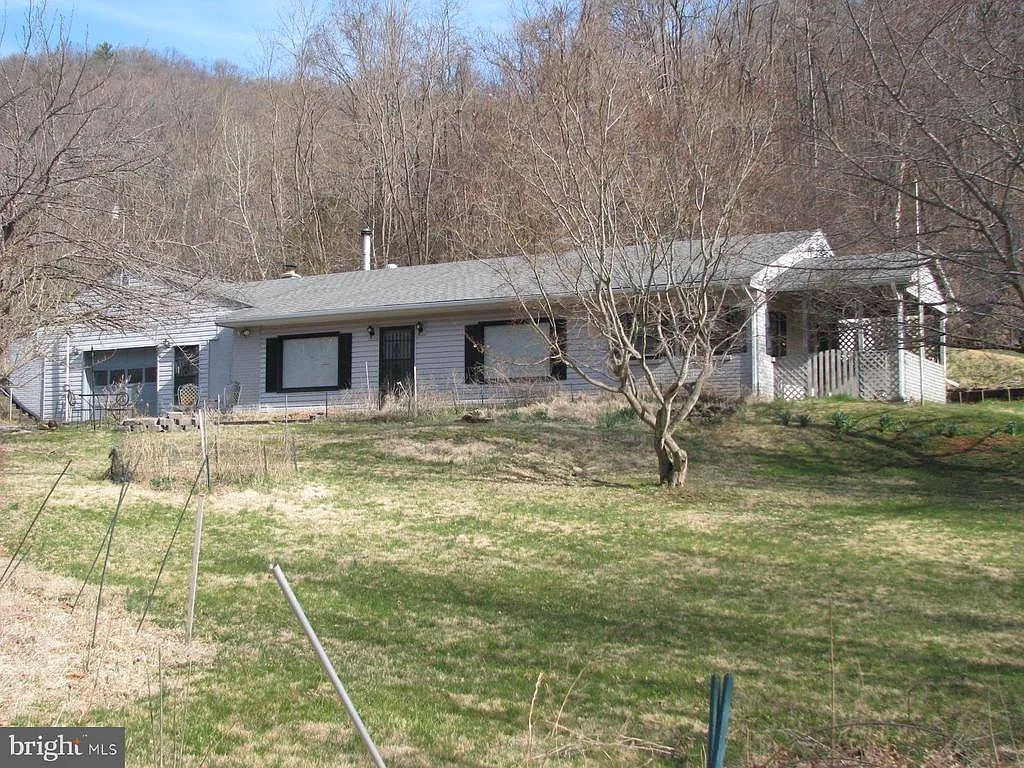 898 Harmony Orchard Rd photo 1