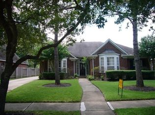 3330 Virgin Island Dr, Sugar Land, TX 77479
