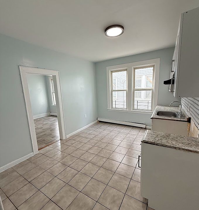 1st image of 107 Sunset Ave #1A