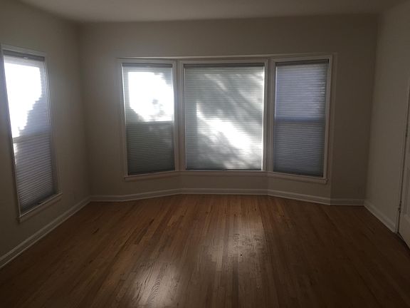 4th image of 1614 S Centinela Ave