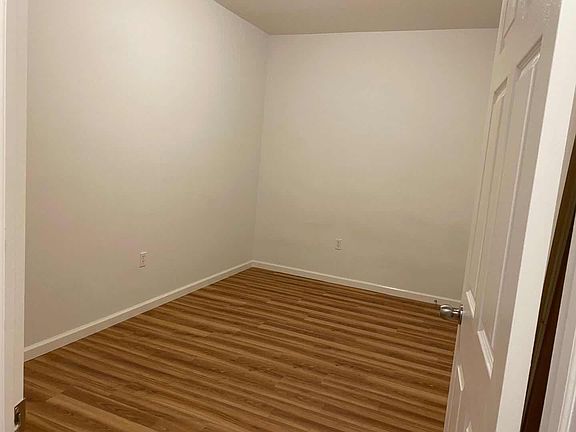 2nd image of 709 Flatbush Ave