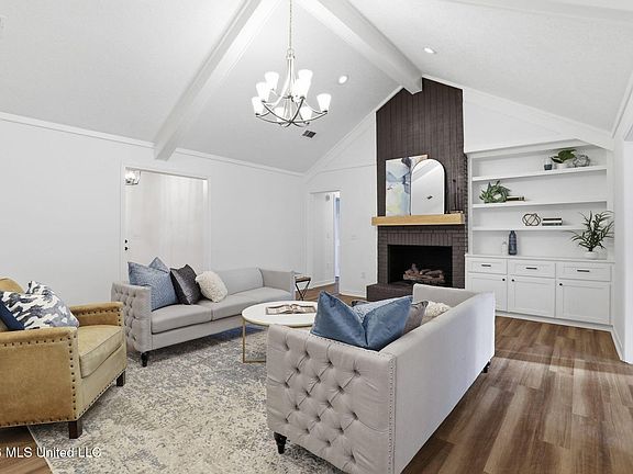 4th image of 409 Arundel Dr