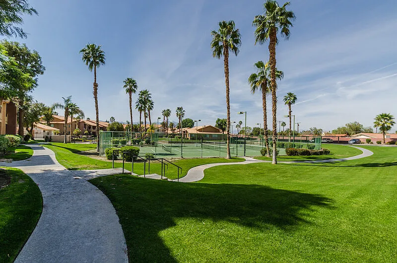 Saddleback Condominium Rentals — Photo 4