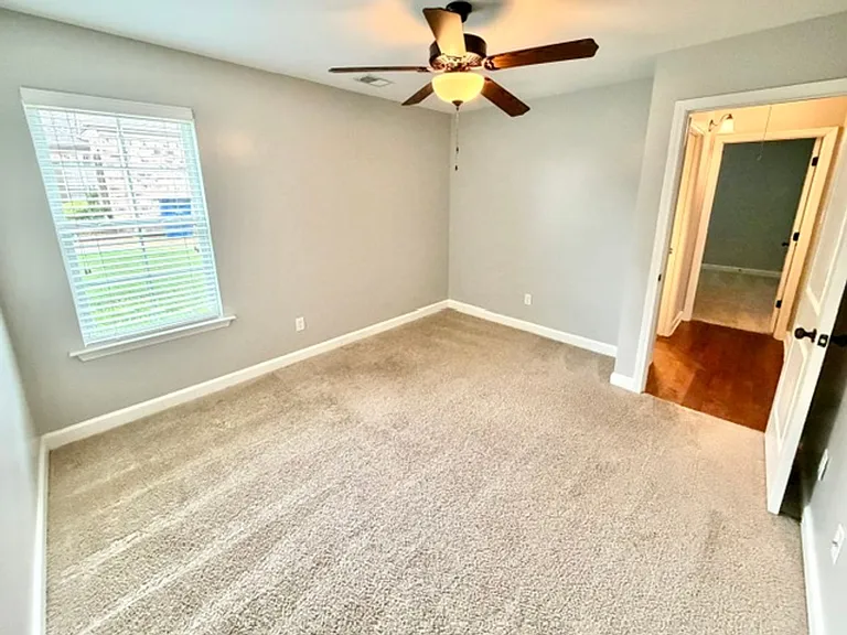 8136 Maywood Dr — Photo 10