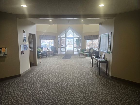 Welcome home (Lobby)
