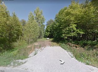 N Locust Ln, Midland, MI 48642