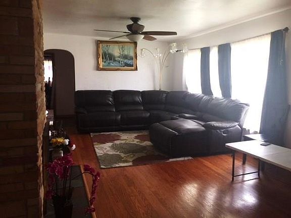 2nd image of 4013 Zoar Ave