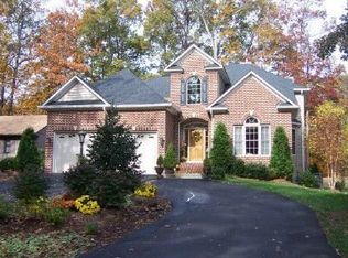 430 Birdie Rd, Locust Grove, VA 22508