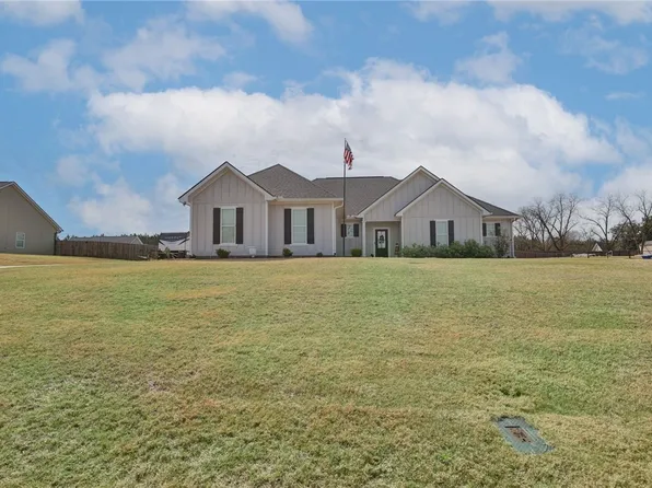 94 Lee Road 2223, Salem, AL 36874