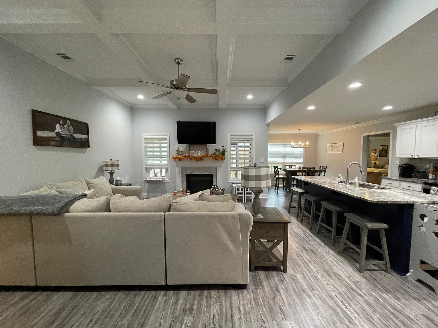 4 bed, 1944 sqft, $2,195 — Photo 4