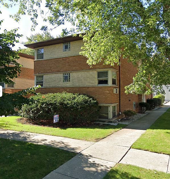 1st image of 839 Lathrop Ave APT 2W