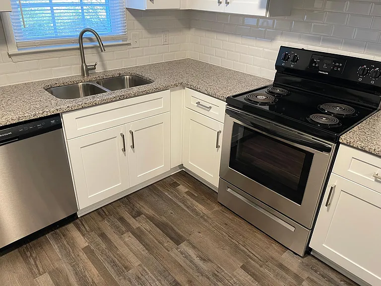 1401 Harth Dr #A — Photo 6