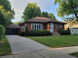 701 W Dean Ave, Monona, WI 53716