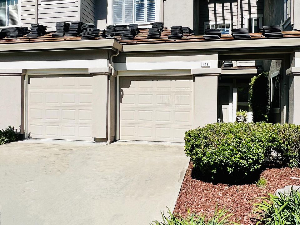 1st image of 426 Sutton Cir