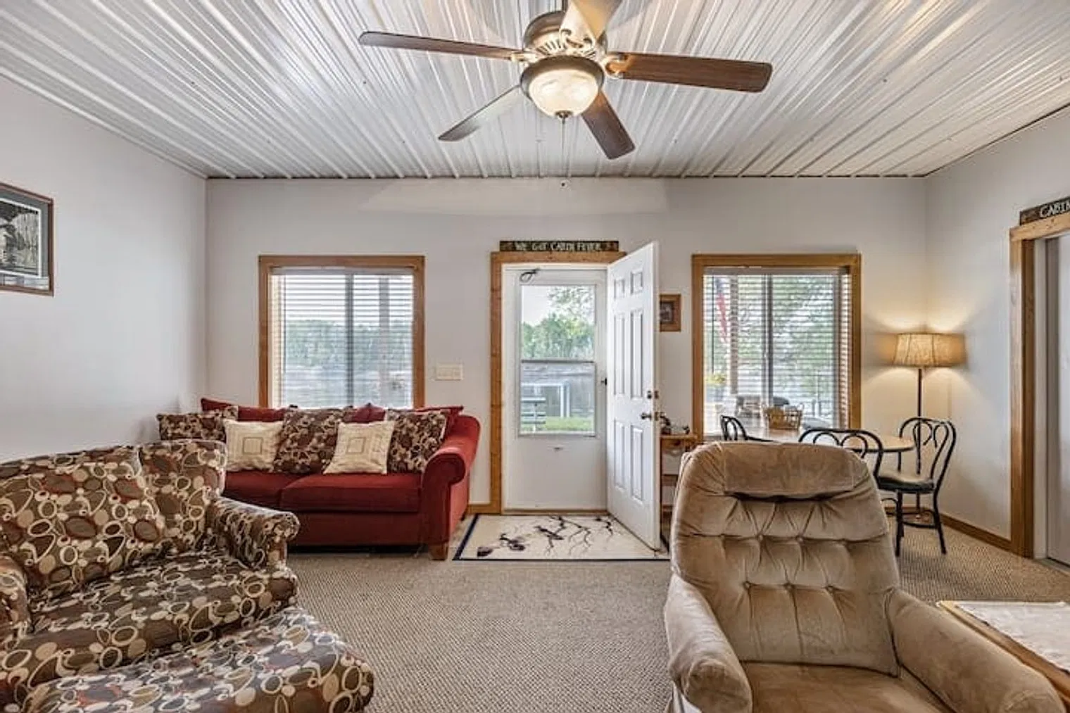 5 bed, 5.0 bath, $30,000 — Photo 2