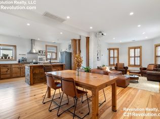 10 Loring St #2, Somerville, MA 02143