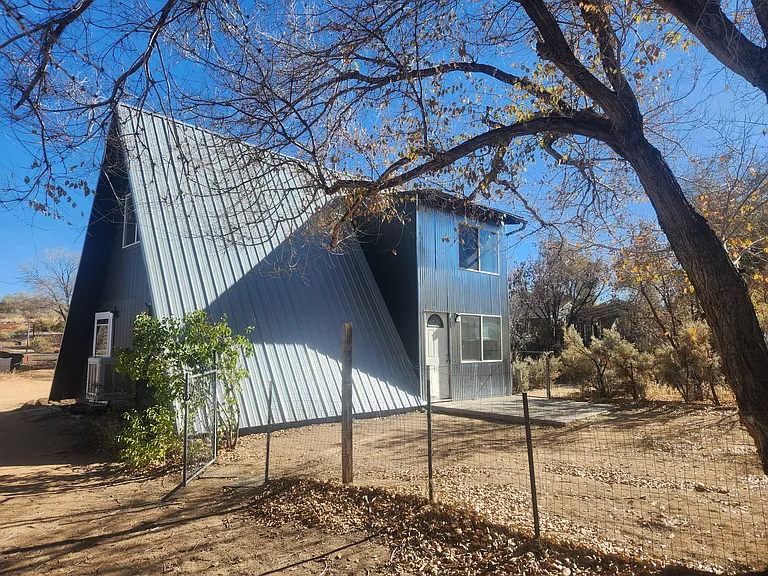 Silverado Dr — Photo 2