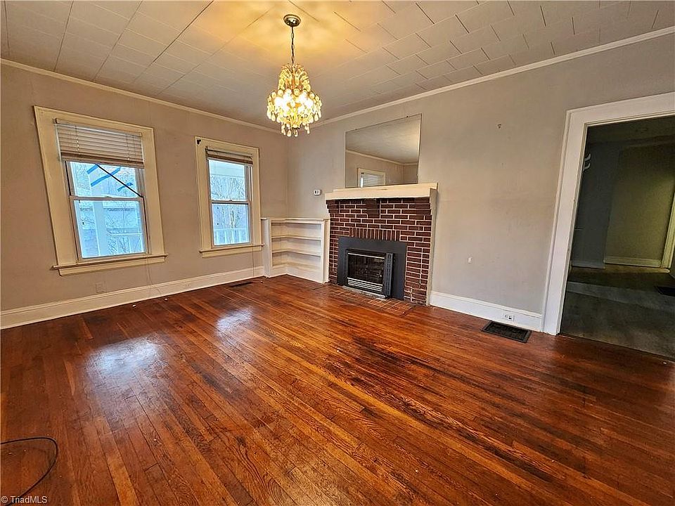 13th image of this home