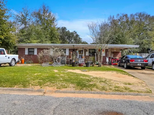 6026 Judy Dr, Milton, FL 32570