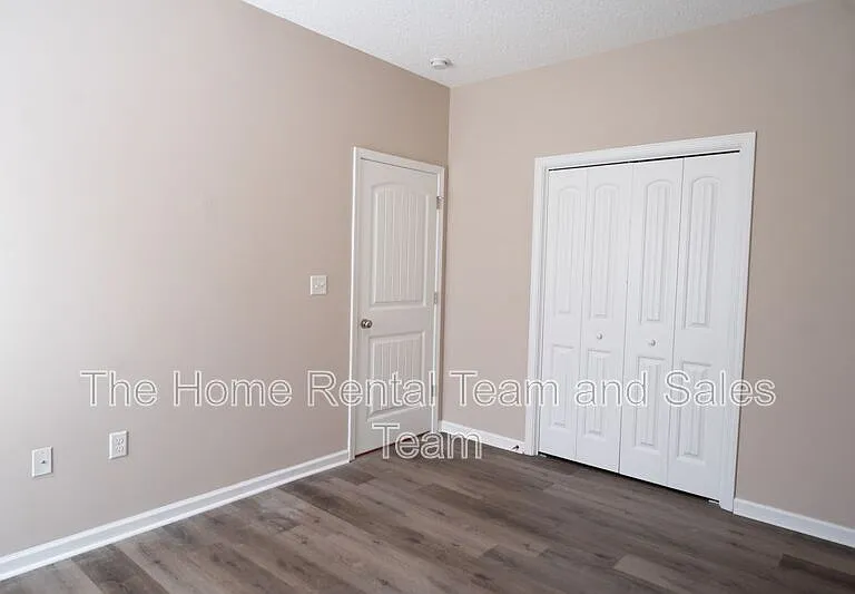10 Arbors Cir — Photo 34