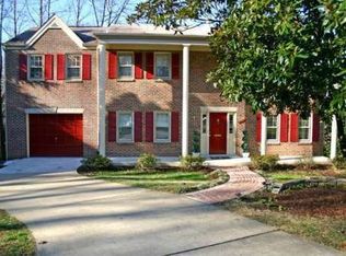 6130 Beech Tree Dr, Alexandria, VA 22310