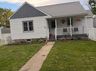 204 3rd St, Lyle, MN 55953