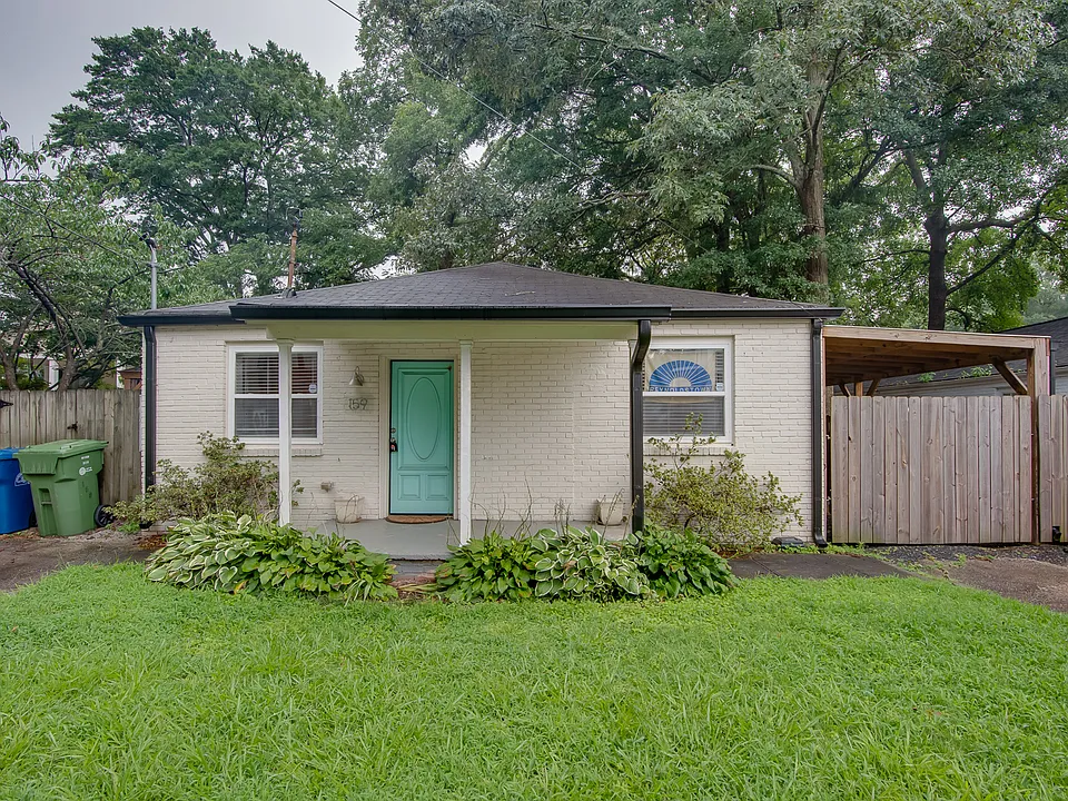159 Flat Shoals Ave SE