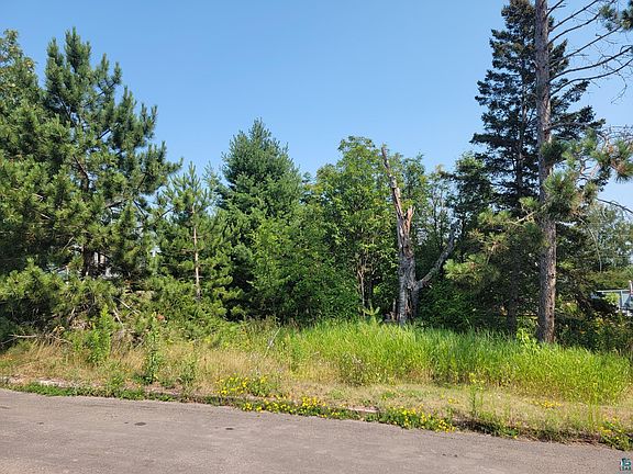 2nd image of 2XX W 4th Ave