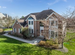 17 Beacon Light Rd, Califon, NJ 07830