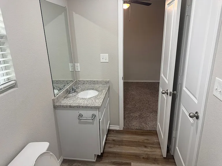 214 Damon Dr — Photo 30