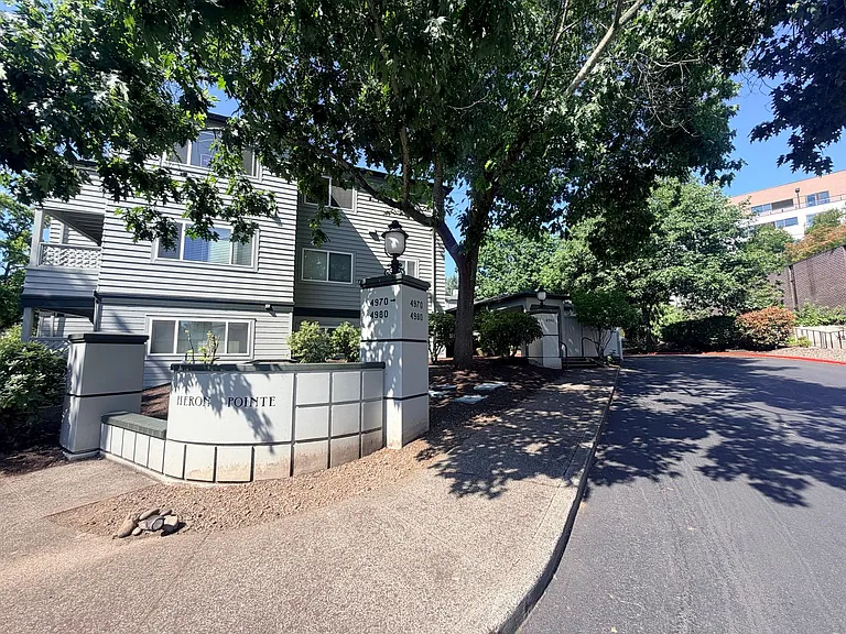 4980 S Landing Dr #204 — Photo 27