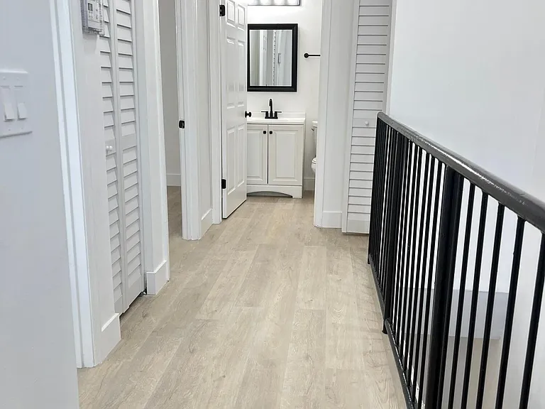 720 NW 61st St #10 — Photo 17