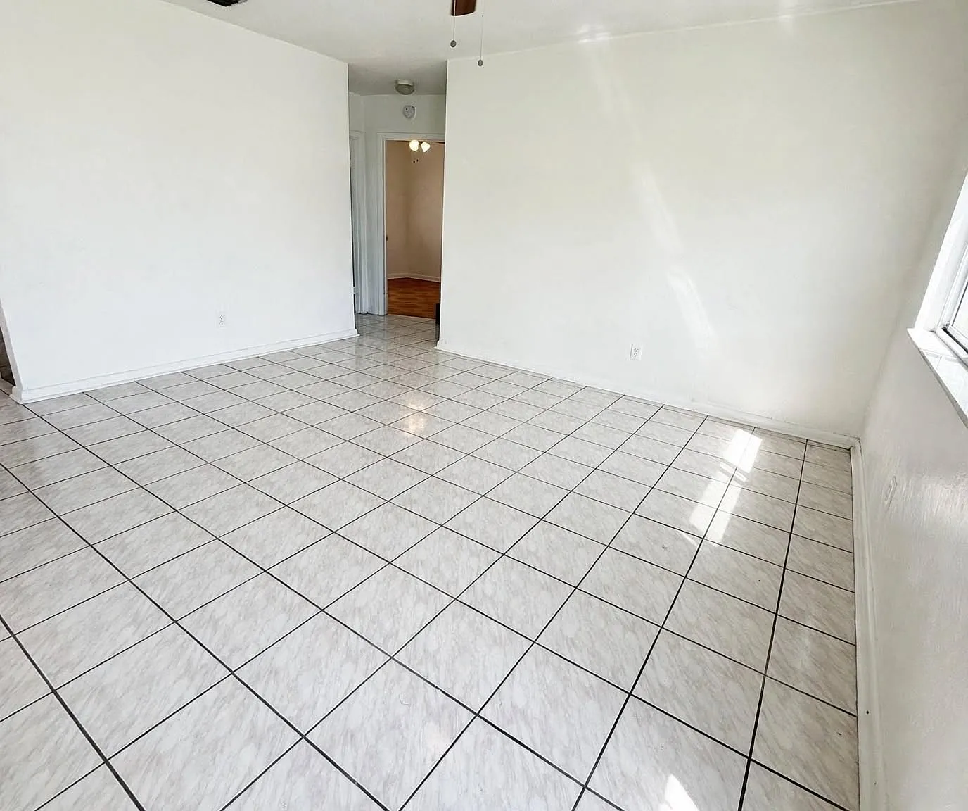 2 bed, $2,350 — Photo 3