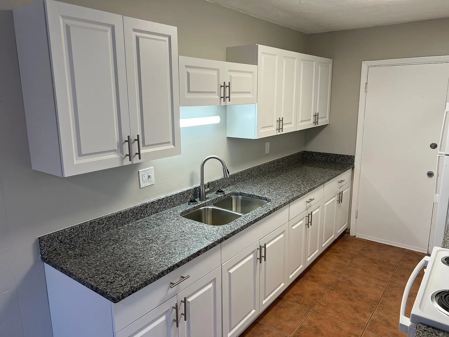 1280 Druid Road Unit #4 — Photo 4