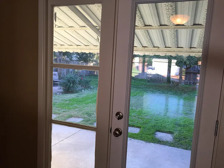 3940 La Verne Way — Photo 11