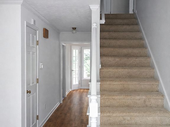 4th image of 3809 Holy Cross Dr