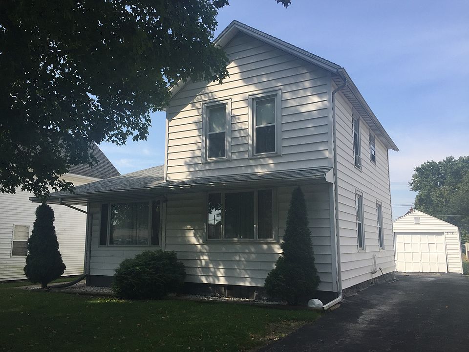 1st image of 218 N Bureau Ave