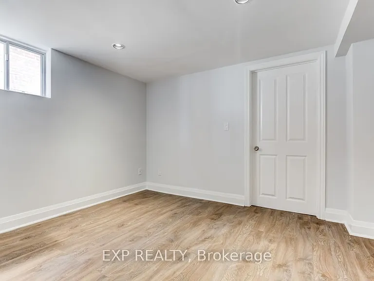 11 Fairside Ave #2 — Photo 8